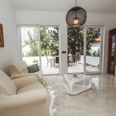 Villa Ana Preko Exterior photo
