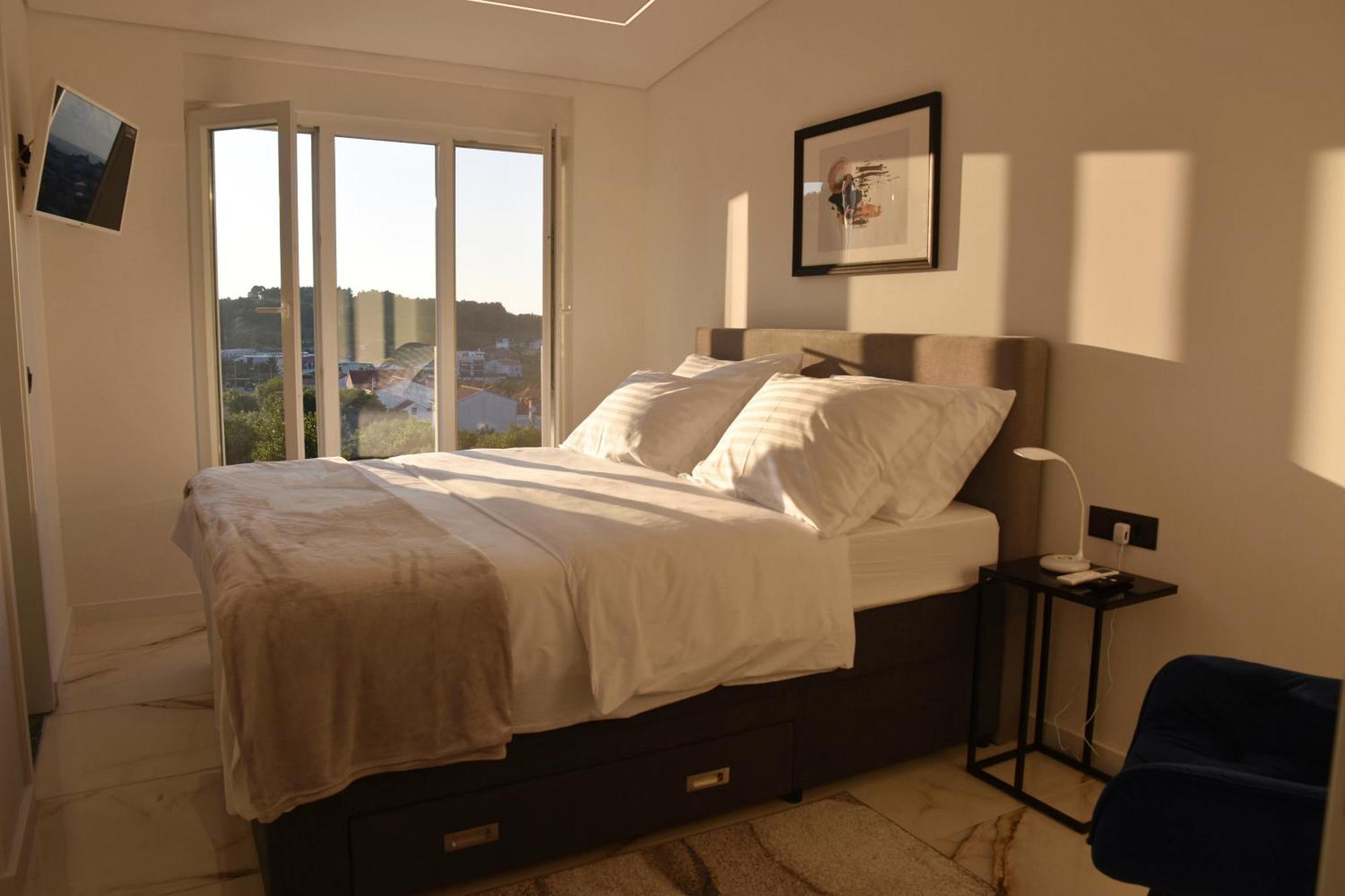 Apartment Ana *