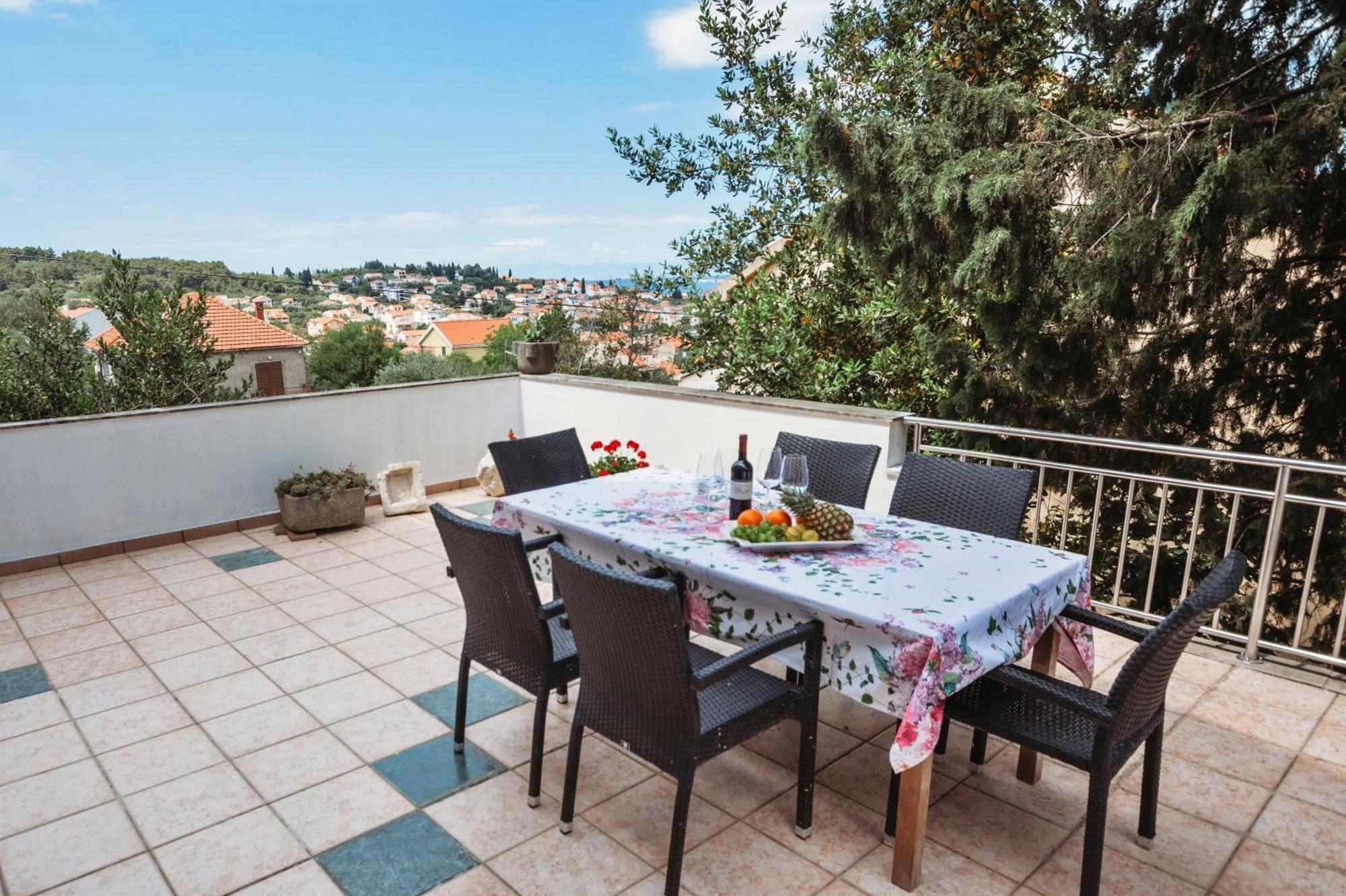 Apartment Ana